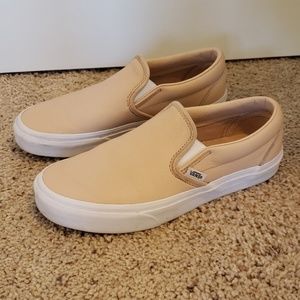 Vans in pink leather